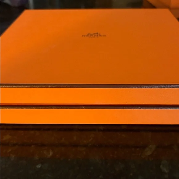 Hermès Orange Scarf Boxes (2) - Picture 4 of 5